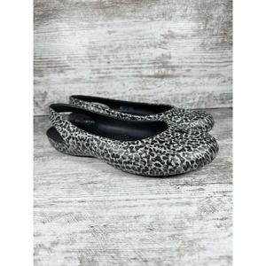 Women’s Crocs Leopard Print Olivia II Slip On Slingback Flats Gray/Black Sz 7